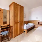 Besass, Gtsgroup Aparthotel