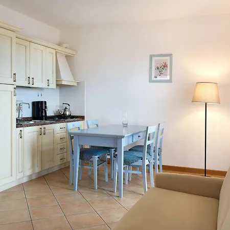 Besass, Gtsgroup Aparthotel Tignale