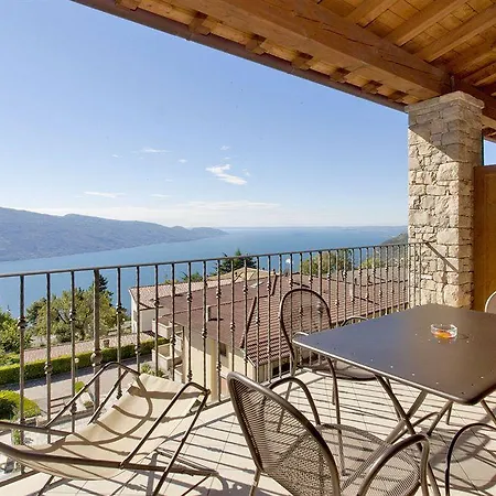 Besass, Gtsgroup Apart-hotel Tignale
