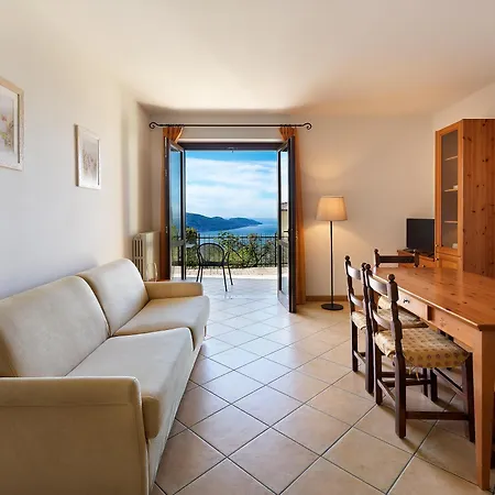 ريزيدنس بيساس 5*