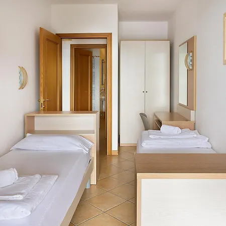 Aparthotel Besass, Gtsgroup Tignale