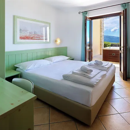 Besass, Gtsgroup Aparthotel Tignale