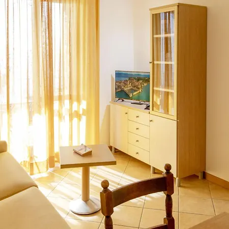 Aparthotel Besass, Gtsgroup 3*