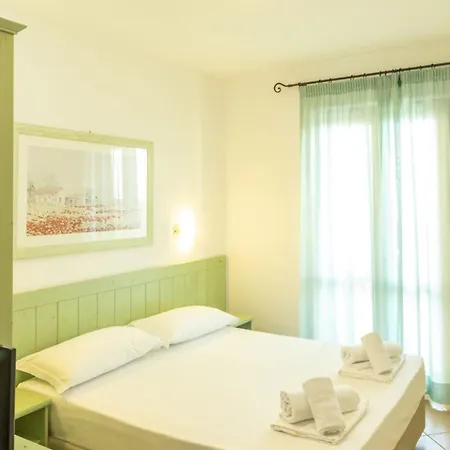 Besass, Gtsgroup Apart-hotel 3*