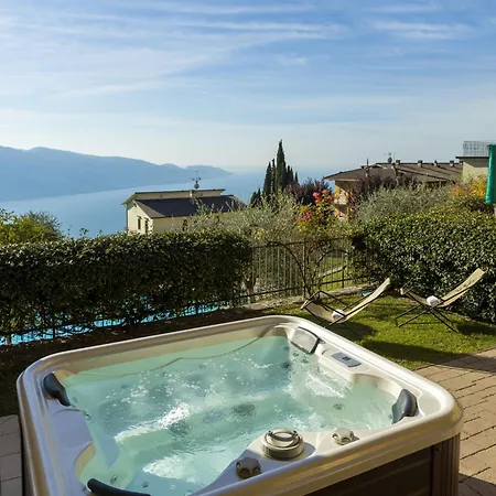 Besass, Gtsgroup Aparthotel Tignale